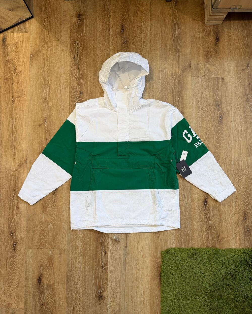 Palace x Gap Colorblock Windbreaker Anorak Jacket White Green Logo Size XS
